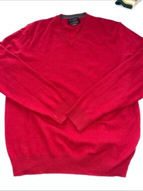 Black Brown v neck 100% cashmere sweater medium